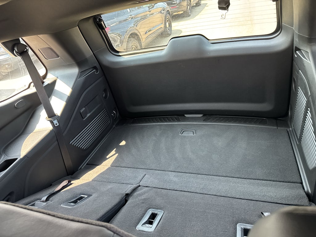 2023 GMC Yukon SLE