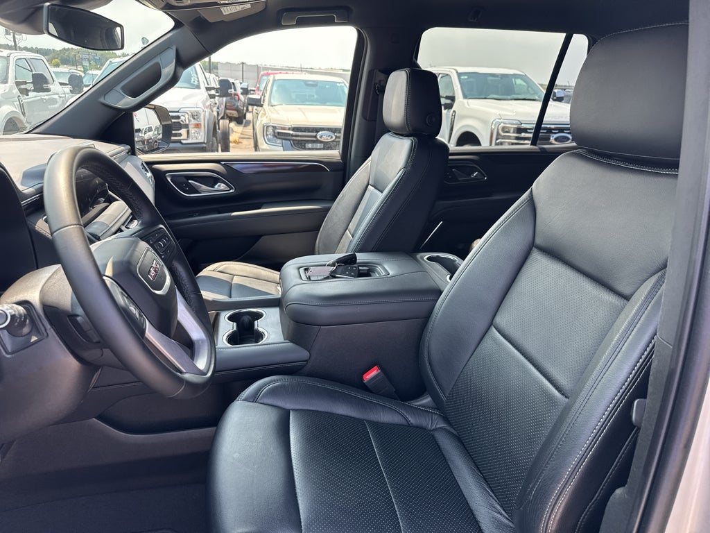 2023 GMC Yukon SLE