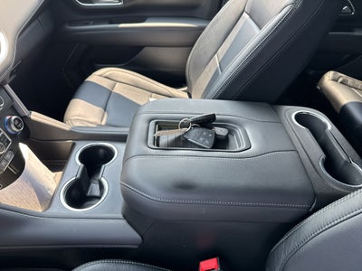 2023 GMC Yukon SLE