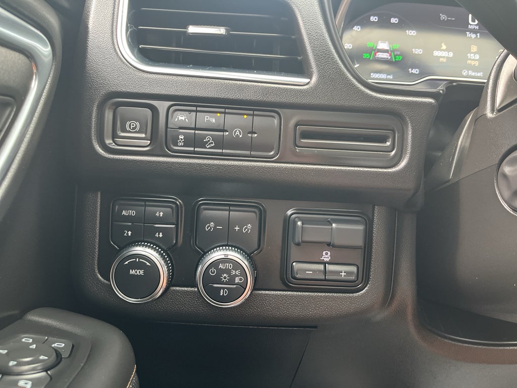 2023 GMC Yukon AT4