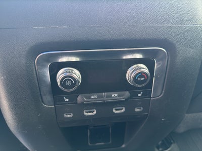2022 GMC Yukon AT4