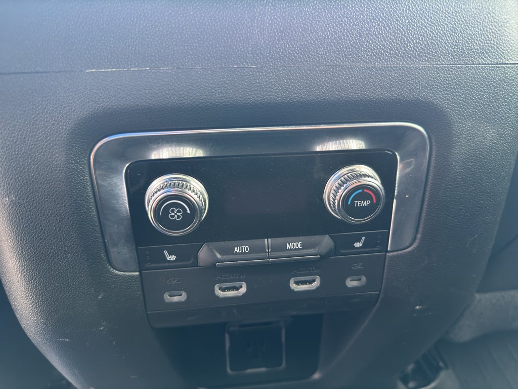 2022 GMC Yukon AT4
