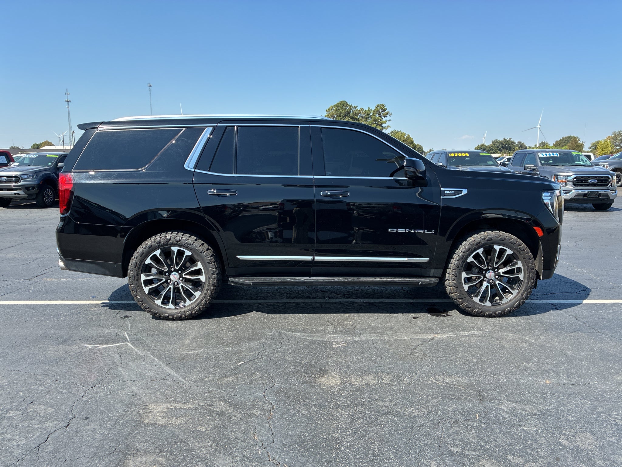 2023 GMC Yukon Denali