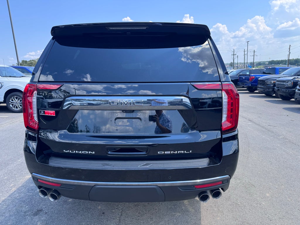 2023 GMC Yukon Denali Ultimate
