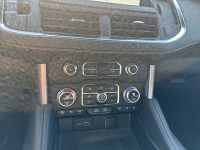 2022 GMC Yukon XL SLT