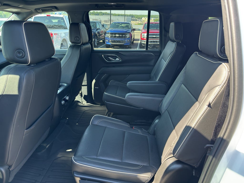 2022 GMC Yukon XL SLT