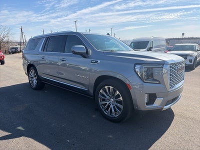 2023 GMC Yukon XL Denali