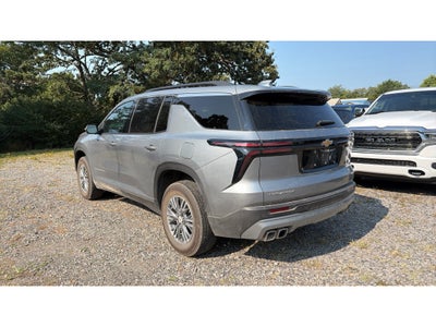 2025 Chevrolet Traverse FWD LT