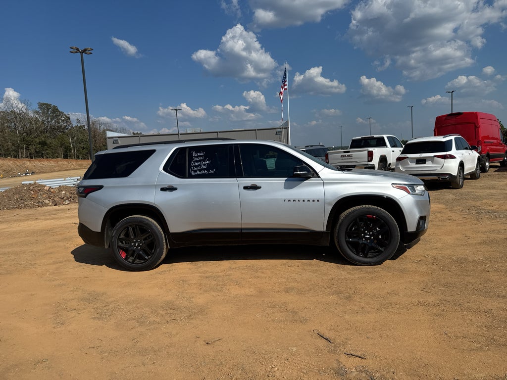 2021 Chevrolet Traverse Premier
