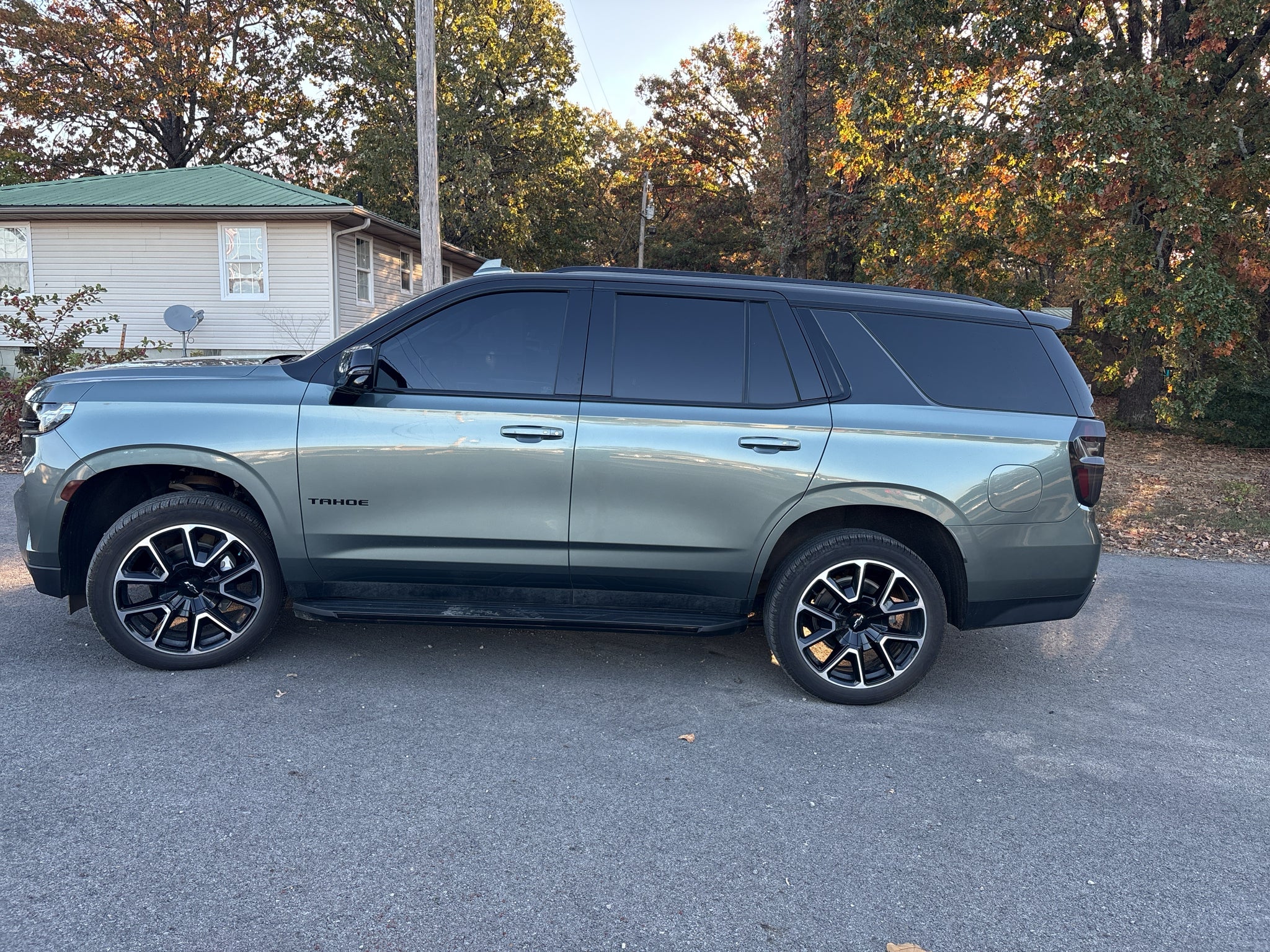 2024 Chevrolet Tahoe RST