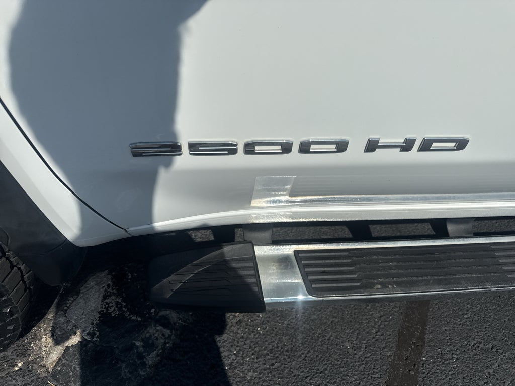 2021 GMC Sierra SLE