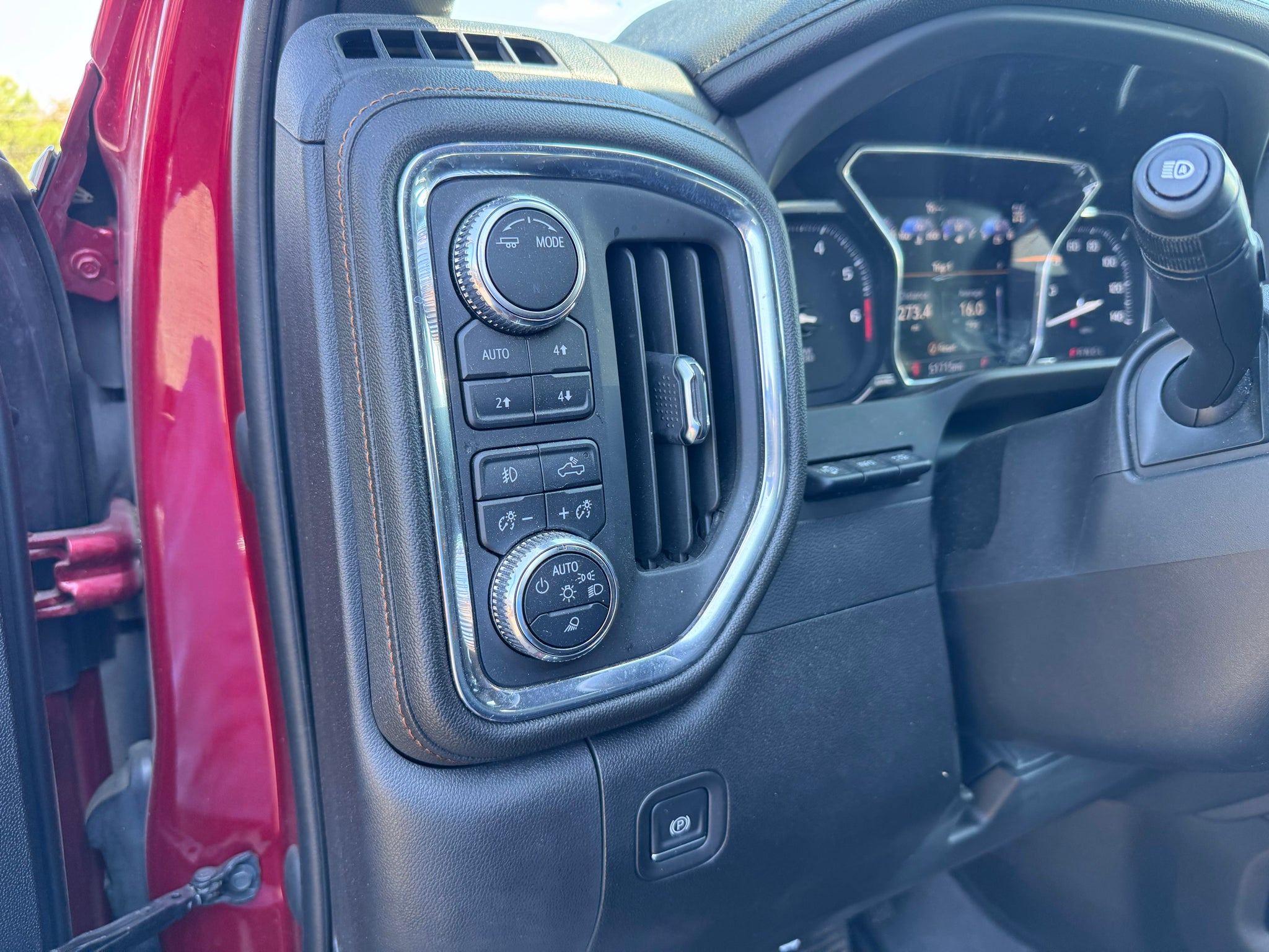 2023 GMC Sierra AT4