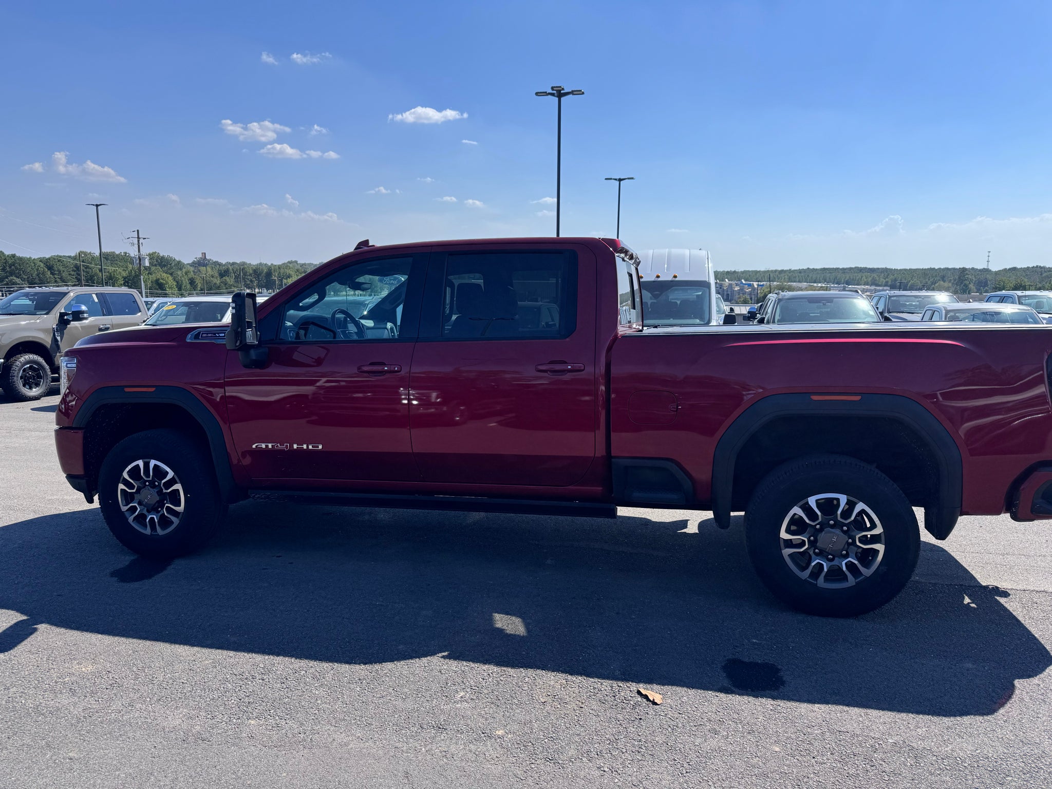 2023 GMC Sierra AT4