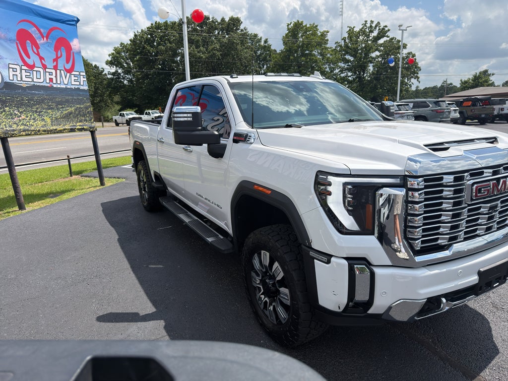 2024 GMC Sierra Denali