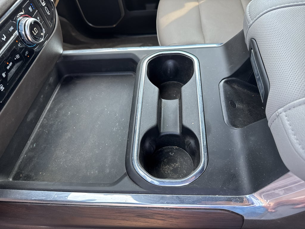 2025 GMC Sierra SLT