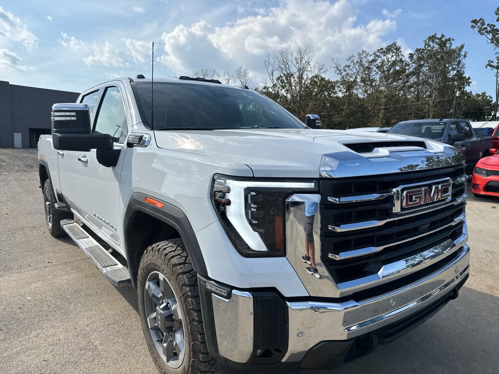 2025 GMC Sierra SLT