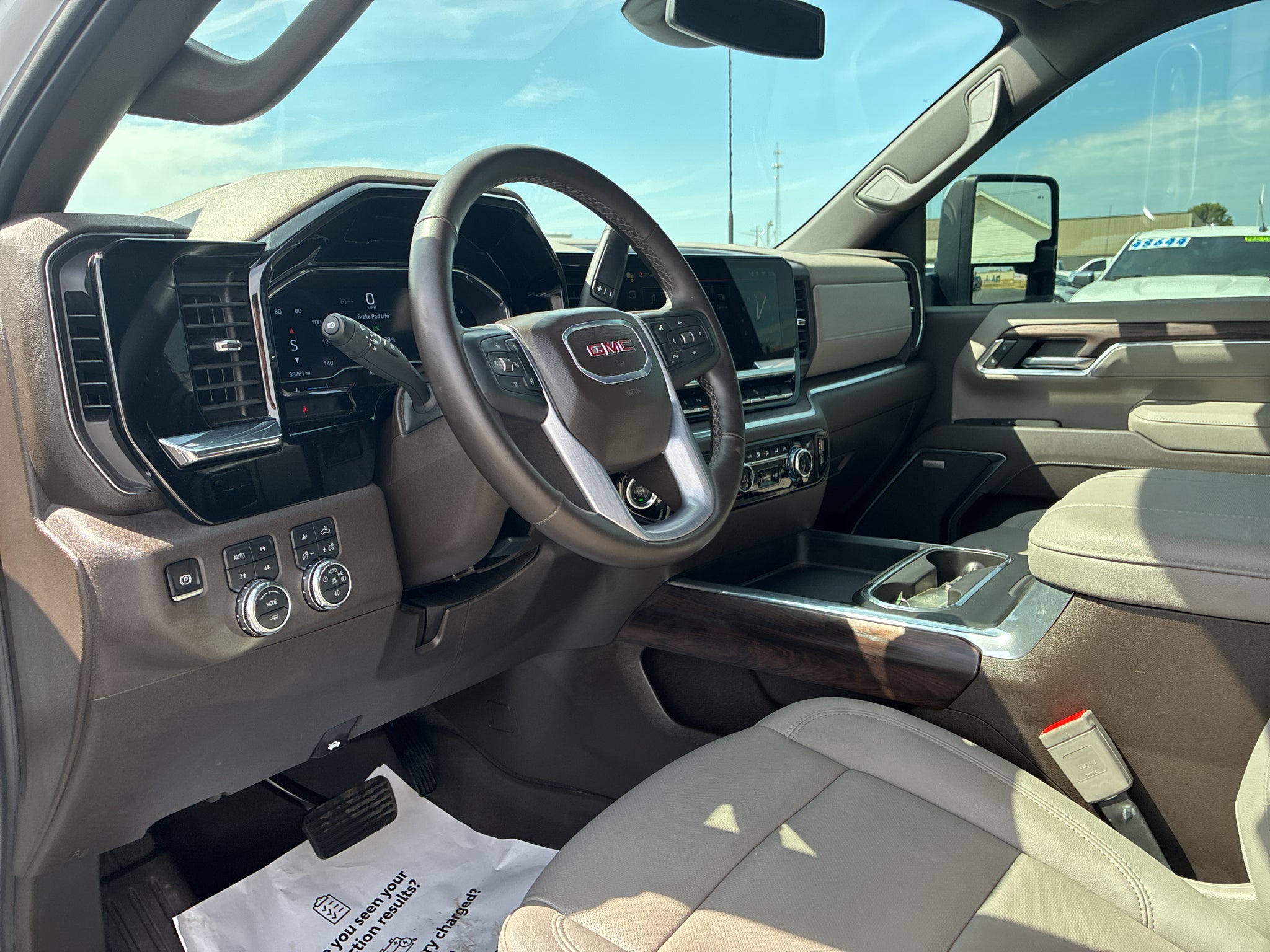 2025 GMC Sierra SLT