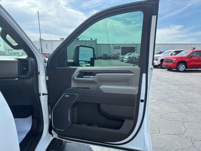 2025 GMC Sierra SLT