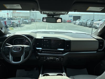 2025 GMC Sierra SLT