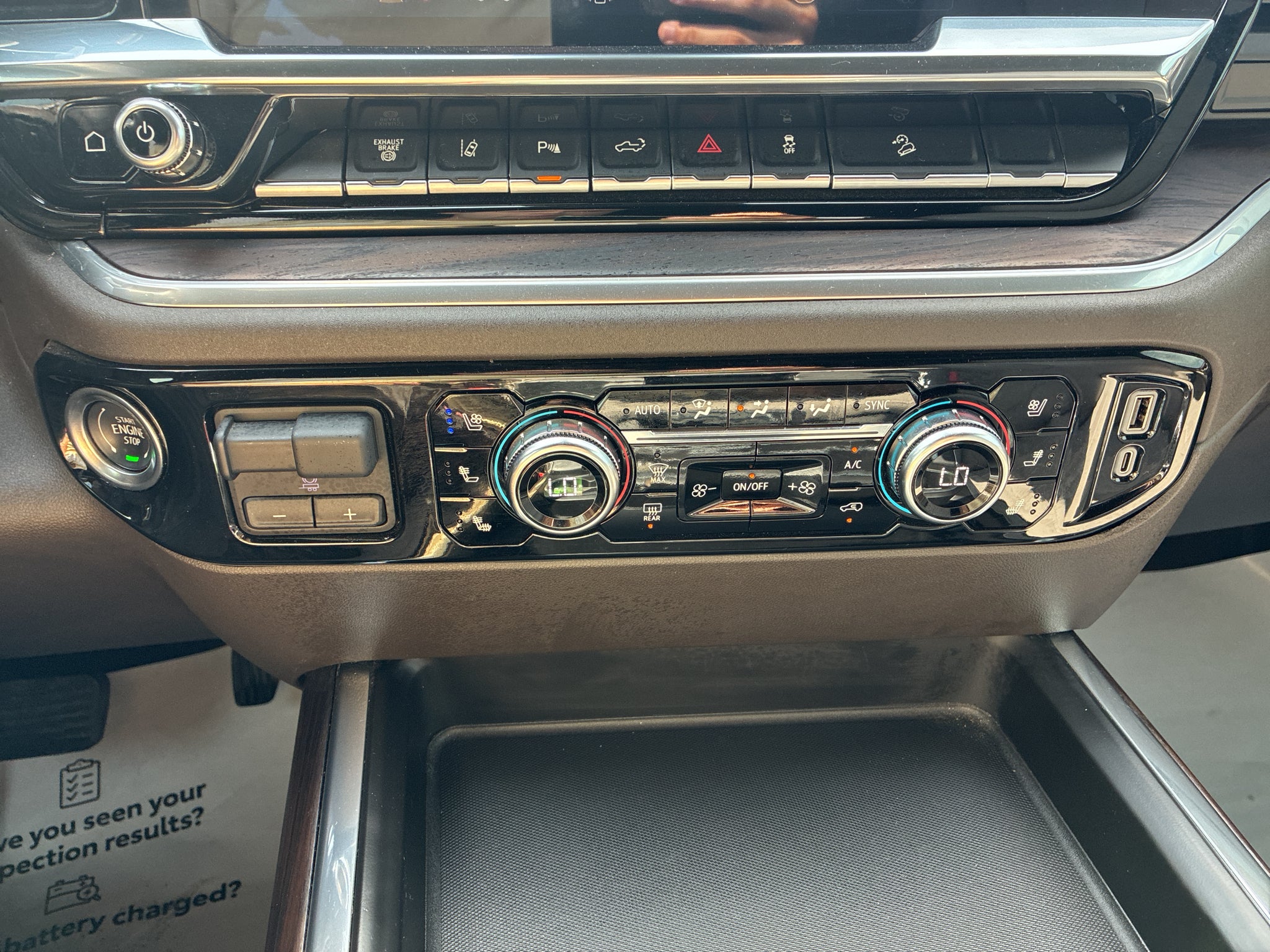 2025 GMC Sierra SLT