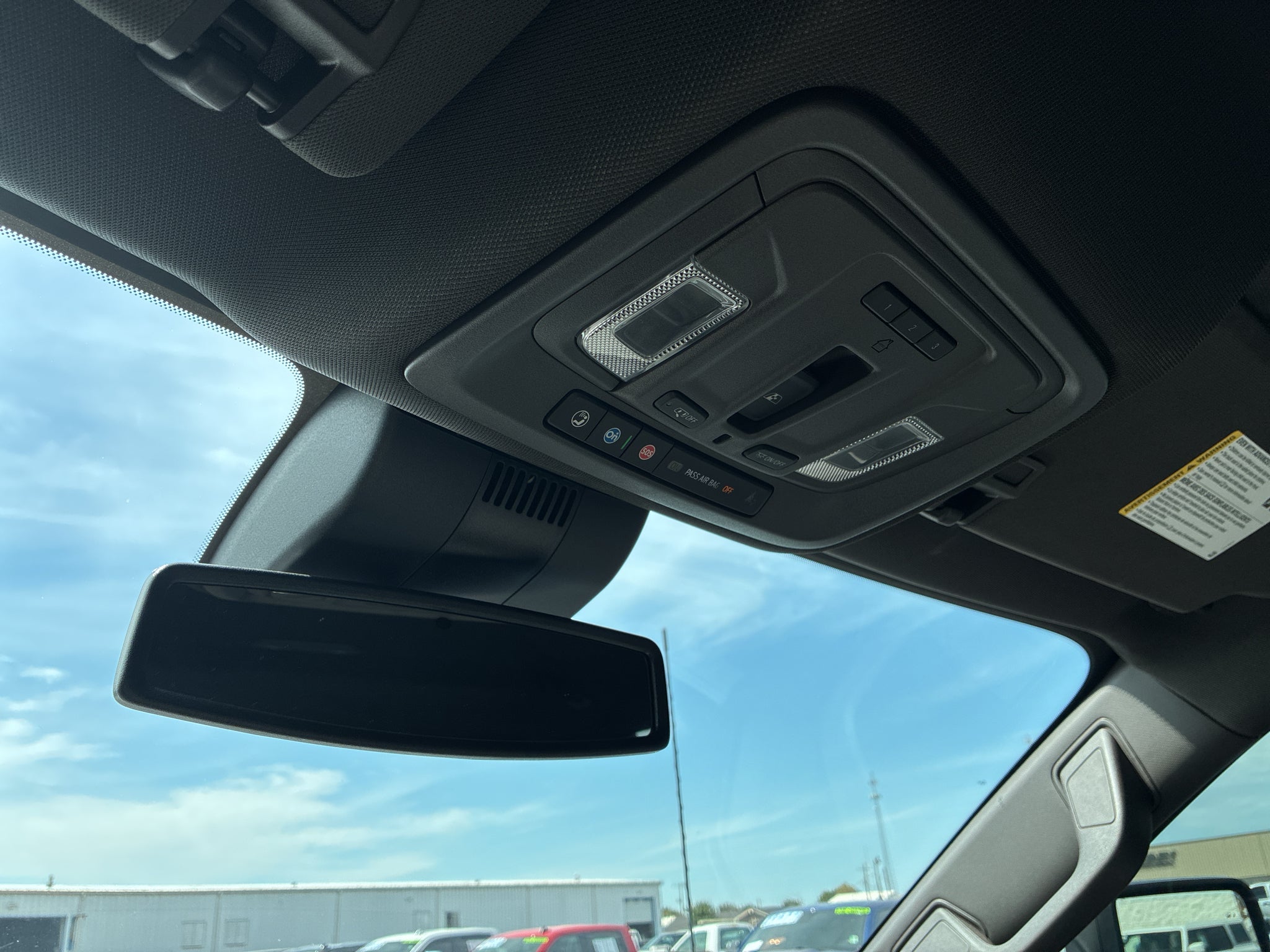 2025 GMC Sierra SLT
