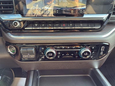 2025 GMC Sierra SLT