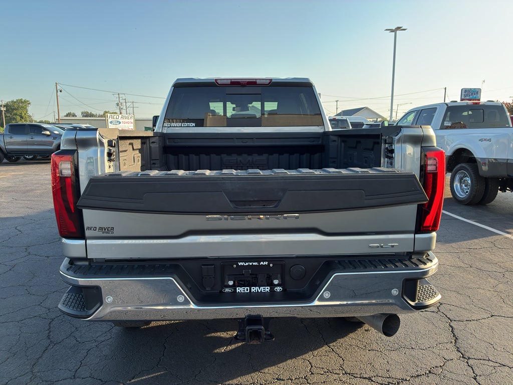2025 GMC Sierra SLT