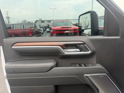 2025 GMC Sierra 2500HD Denali