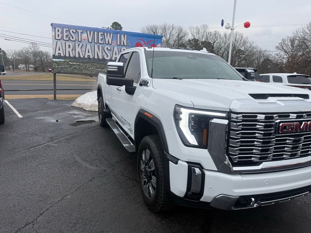 2025 GMC Sierra 2500HD Denali