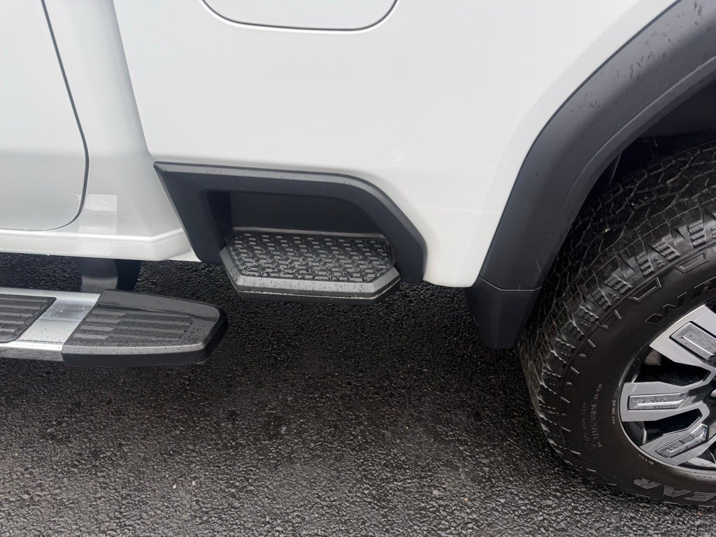 2025 GMC Sierra 2500HD Denali