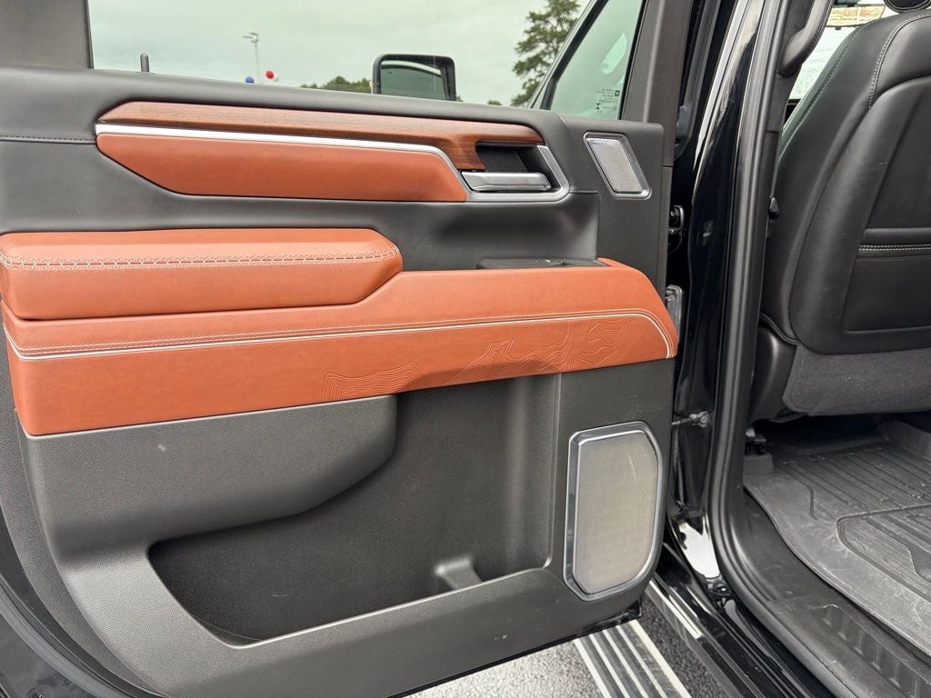 2025 GMC Sierra 2500HD Denali Ultimate