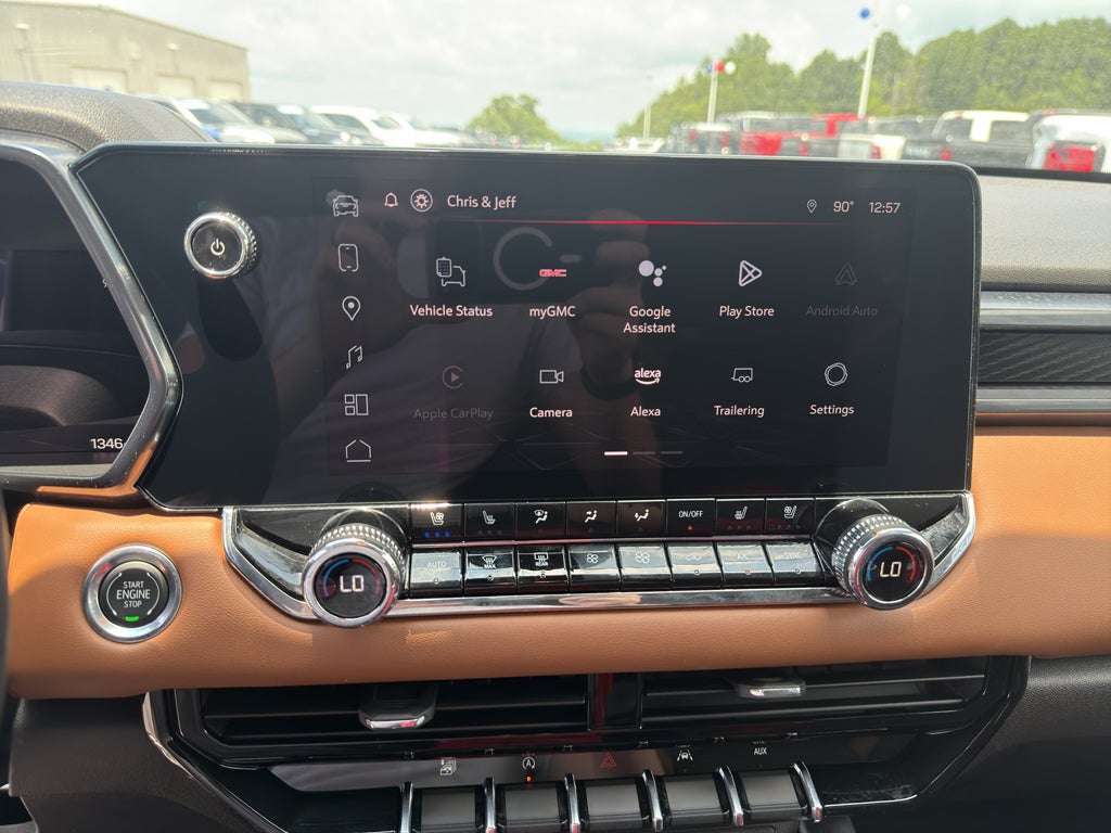 2025 GMC Canyon 4WD AT4