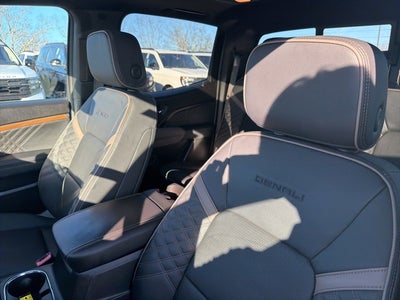 2025 GMC Canyon Denali