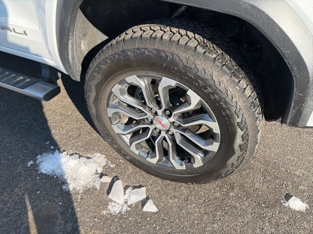 2025 GMC Canyon Denali