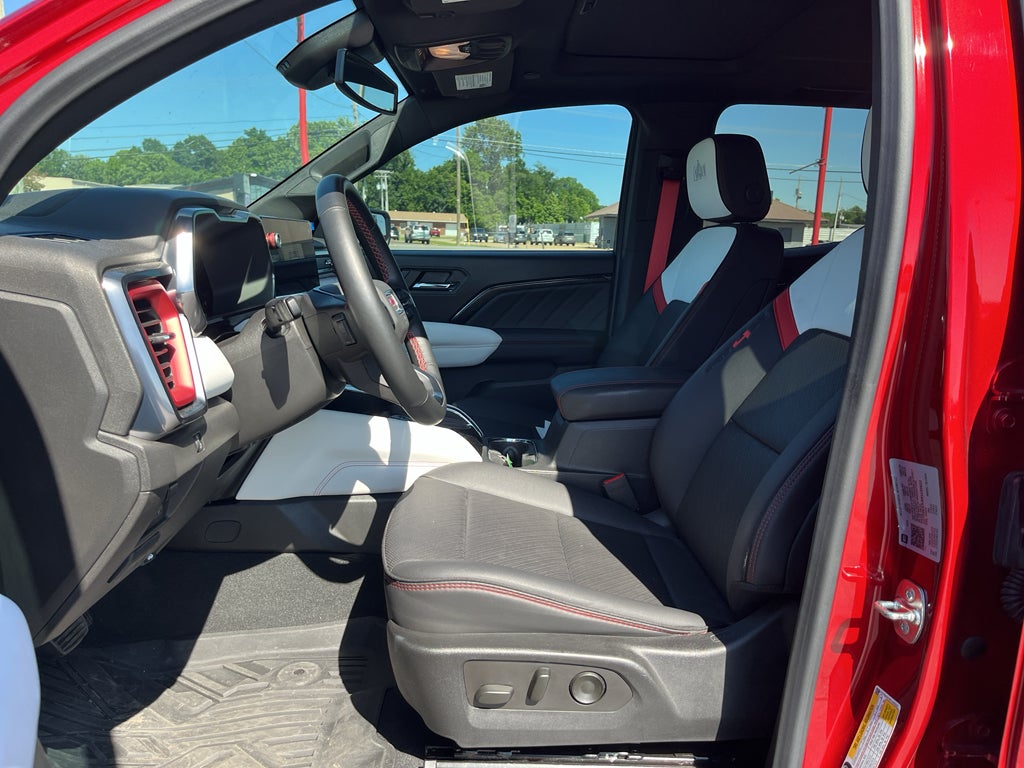 2024 GMC Canyon 4WD AT4X