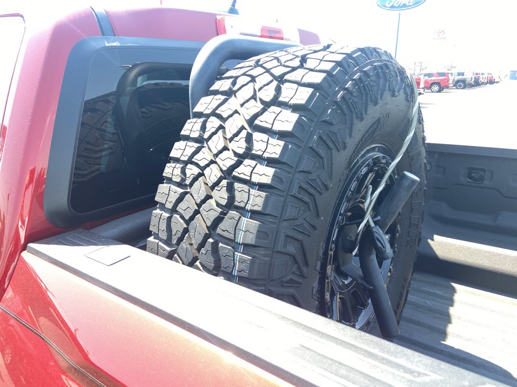 2024 GMC Canyon 4WD AT4X