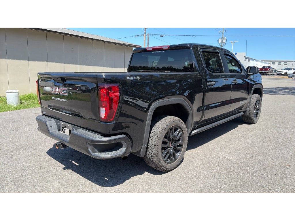 2025 GMC Sierra Pro