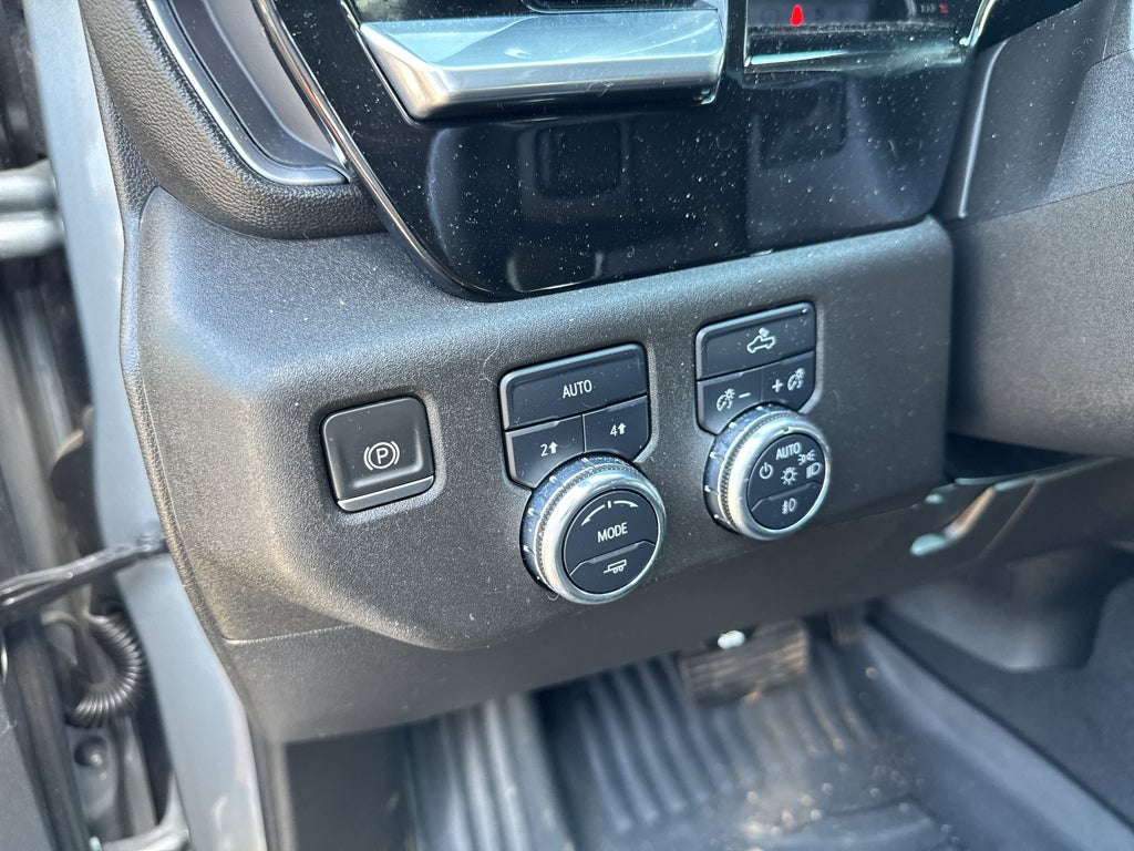 2023 GMC Sierra Elevation