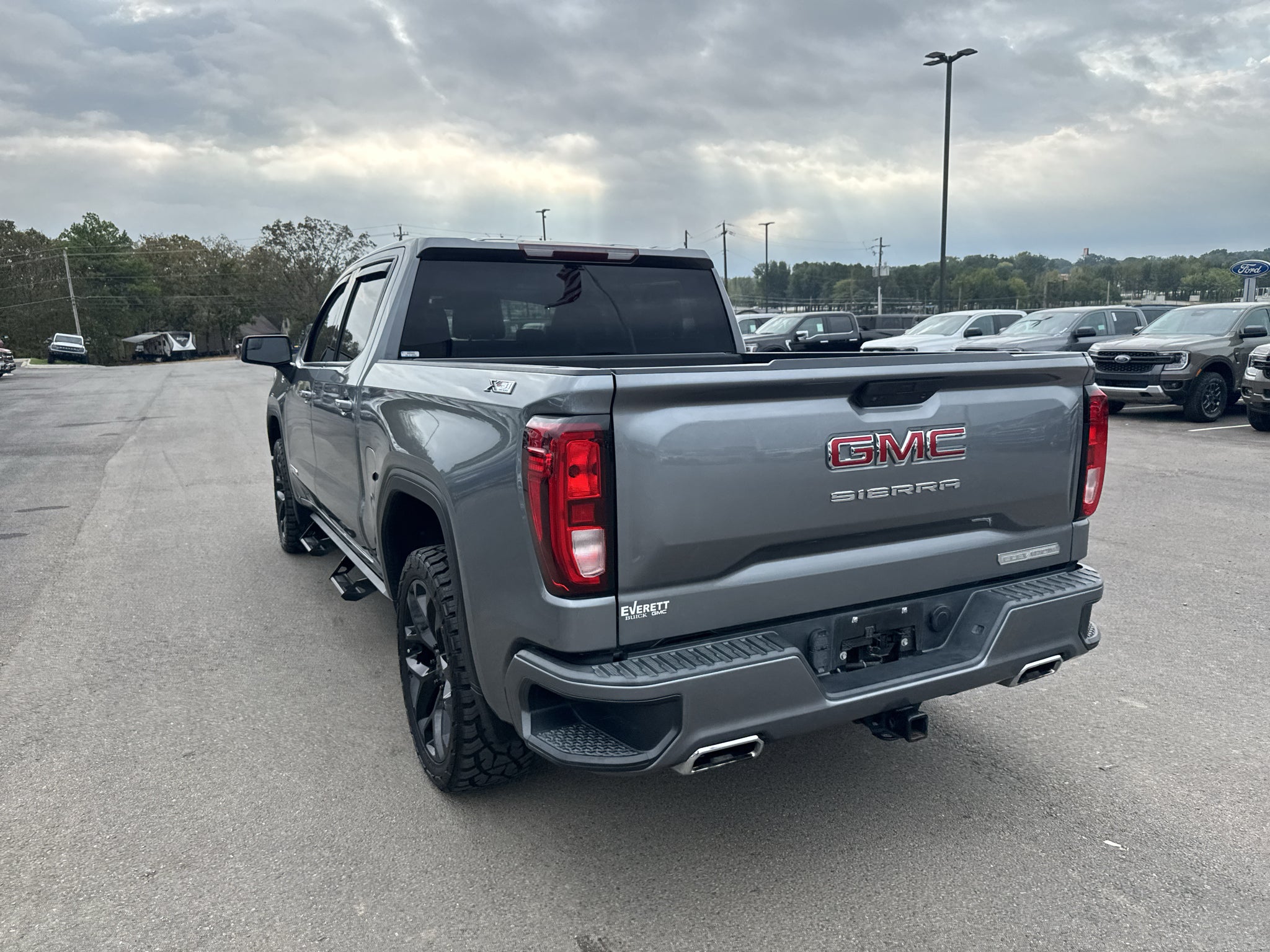 2020 GMC Sierra Elevation