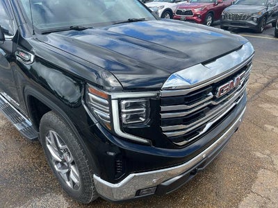 2024 GMC Sierra SLT