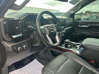 2024 GMC Sierra SLT