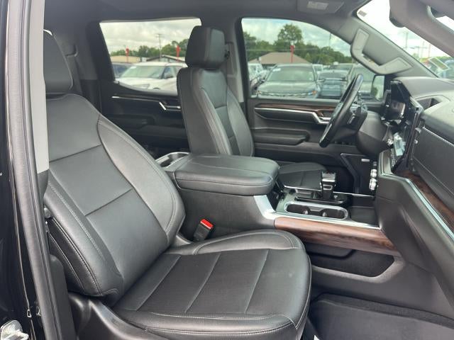 2024 GMC Sierra SLT