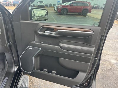 2024 GMC Sierra SLT