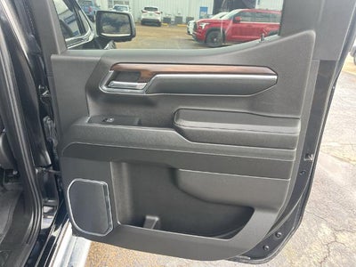 2024 GMC Sierra SLT