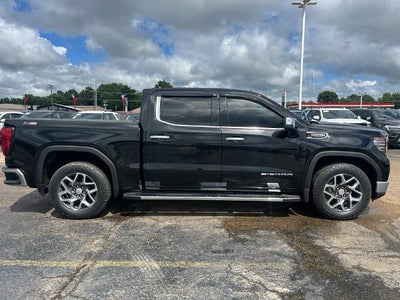 2024 GMC Sierra SLT