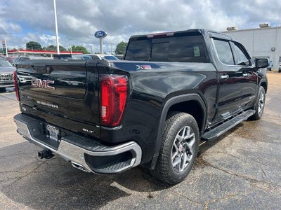 2024 GMC Sierra SLT