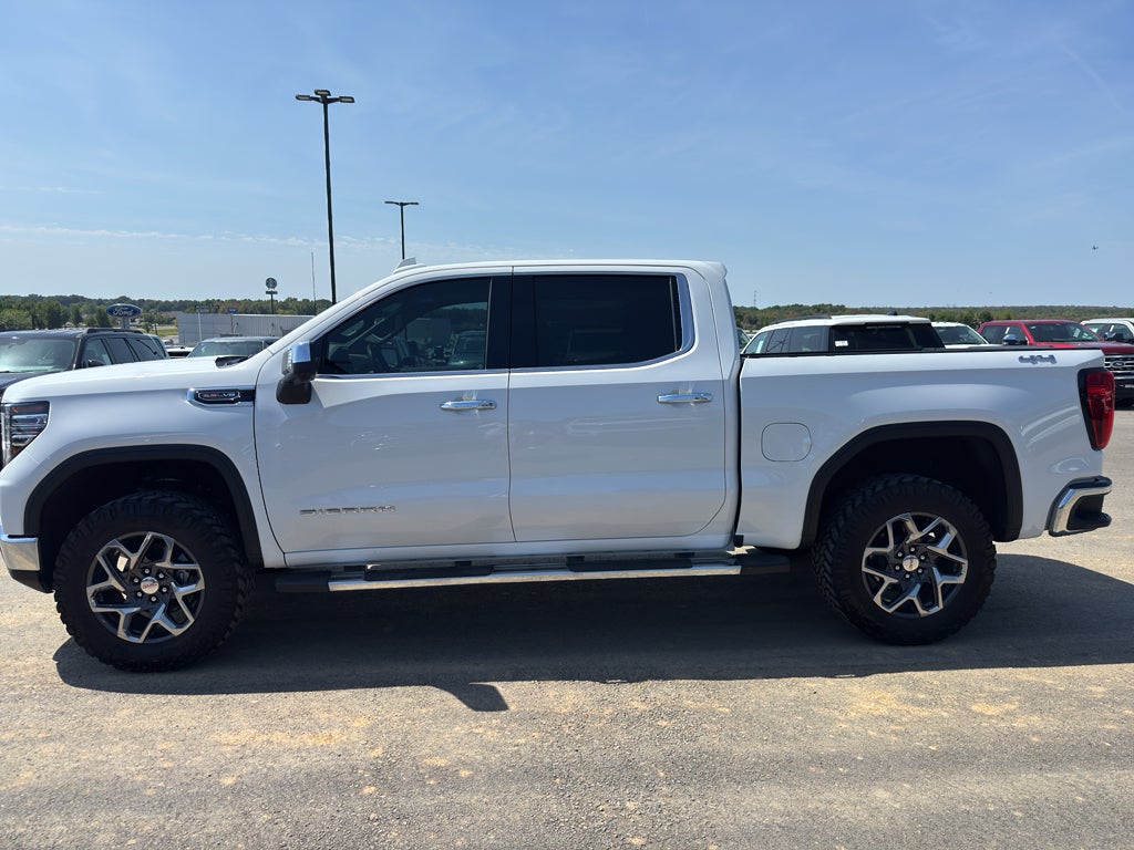 2023 GMC Sierra SLT