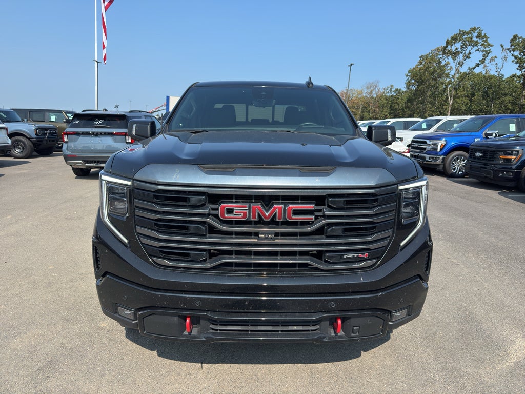 2024 GMC Sierra AT4