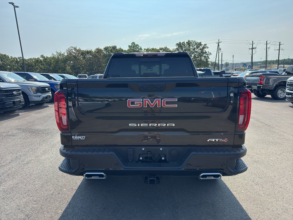 2024 GMC Sierra AT4