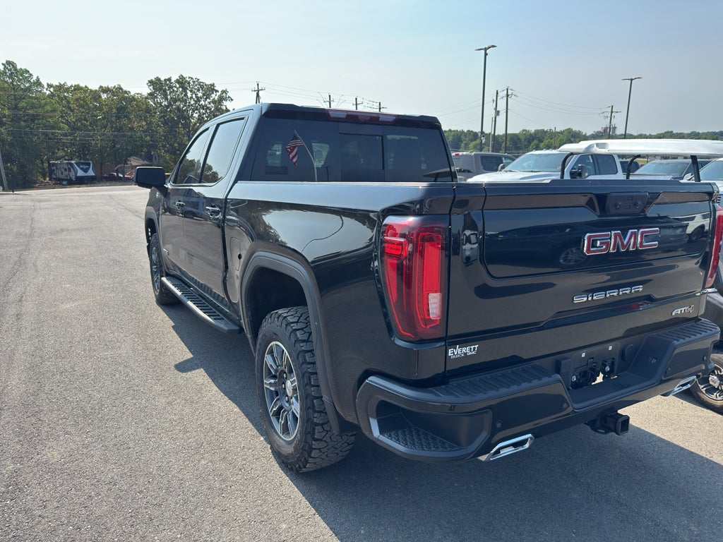 2024 GMC Sierra AT4